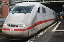 Hier 401 511-1  N�rnberg  als ICE374 von Basel SBB nach Berlin Ostbahnhof, dieser Triebzug stand am 18.5.2013 in Berlin Ostbahnhof.