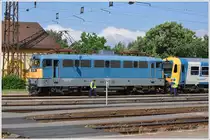 431 013 hat einen Triebzug nach V�c geschleppt. (12.05.2013)