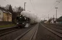 03 1010 mit einem SDZ am 16.03.13 in Neuwied