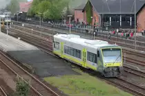 VT 650.729 von der Agilis bei der Einfahrt in den Bahnhof Neuenmarkt-Wirsberg. 20.05.2013