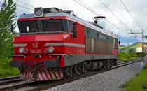 S� 363-009 f�hrt als Lokzug durch Maribor-Tabor Richtung Tezno Verschiebebahnhof. /1.6.2013