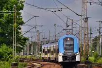 EN76 004 mit einer RB nach Tychy Lodowisko bei der Durchfahrt durch Katowice Ligota (29.05.2013)
