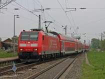 146 114-4  Baden-W�rttemberg erfahren  bei der Einfahrt am 02.05.2013 gen S�den in Kenzingen.