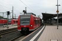 425 549-3 als RB44 nach Mannheim-Friedrichfeld am 22.05.13 bei der Ausfahrt aus Worms Hbf.