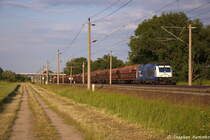 246 011-1 IGT - Inbetriebnahmegesellschaft Transporttechnik mbH f�r Raildox GmbH & Co. KG mit einem T-Wagen Ganzzug bei Rathenow und fuhr in Richtung Stendal weiter. Am Zugende hing die 1001 (293 002-2) BTE - Bremen - Thedinghauser Eisenbahn GmbH. 08.06.2013