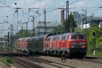 Volle Dr�hnung: 218 440 & 400 & 402 am 09.06.13 am Heimeranplatz