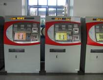 Fahrkartenautomaten am 07.02.2013 im Bahnhofsgeb�ude von Jerez de la Frontera.