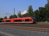 Ab heute, 09.06.2013, fahren sie wieder. 
Nach 9-monatiger Streckensperrung wurde heute der eingleisige Zugbetrieb wieder aufgenommen. 
Auch die Kleinen sind wieder pr�sent.
Hier ein 646-er  auf der RB 12 als RB 28779 von Berlin-Lichtenberg nach Templin-Stadt bei der Einfahrt in  den Bf Nassenheide. 