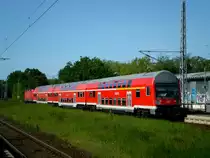  Doppelstock-Steuerwagen (1. Gattung) als S1 nach S-Bahnhof Rostock Warnem�nde am S-Bahnhof Rostock L�tten Klein.(3.6.2013)