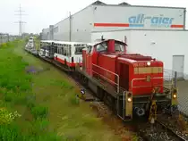 294 620-0 sah ich am 10.06.13 in Neu-Ulm. Foto machte ich vom Aufgang einer Fu�g�ngerbr�cke.