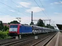 185 CL 003 (EX Interconnex) wurde jetzt von der ITL gekauft und zieht hier ihren Autozug durch Dresden Strehlen.
11.06.13