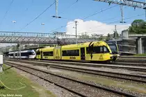 RABe 526 707-5 ''Top-Blitz'' + 526 762-0 am 6.6.2013 in St.Fiden.