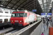 Re 446 018-4 am 8.6.2013 in St.Gallen mit einem Voralpen-Express nach Romanshorn. 