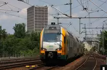 Doppelstock Elektrotriebwagen 445.110 der ODEG f�hrt hier am 7.6.2013 vom Hauptbahnhof kommend in den Bahnhof Berlin Zoologischer Garten ein.