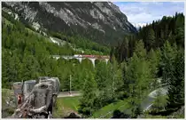 RE1129 mit Ge 4/4 III 629  Lavin  auf dem Albulaviadukt III. (12.06.2013)