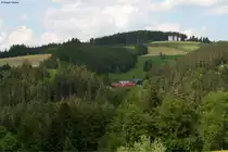 Eine BR 146 mit ihrem Zug zwischen Triberg und St Georgen. Aufgenommen am 08.06.2013.