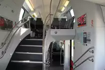 Stadler Dosto,der Eingangsbereich im neuen Rheintalexpress(REX)RABe 511.Blick zum Unter-und Obergeschoss.16.06.13

