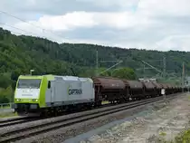 185 505 der Captrain (ITL) durchf�hrt am 14.06.13 K�nigstein.
Es war so ziemlich der einzigste G�terzug da durch das Hochwasser doch noch ziemliche Einschr�nkungen zu diesem Zeitpunkt bestanden.
Liebe Gr��e zur�ck an den TF f�r dieses Makro :)