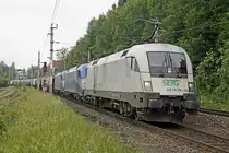 182.601 + 1216.920 + 1216.921 ziehen am 17.06.2013 einen G�terzug durch Langenwang.