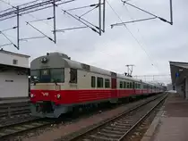 Triebwagen Sm1 #6020 der VR im Bahnhof Riihim�ki, 12.4.13