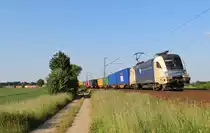 Am 8.Juni 2013 war WLC 182 520 bei Burgstemmen mit Containern auf dem Weg Richtung Norden.