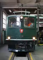 zb: Zu den Feierlichkeiten 125 Jahre Br�nigstrecke (1888 bis 2013) vom 8. Juni 2013. Die frisch aufgearbeitete HGe 4/4 l 1992  MUNI  mit Baujahr 1954 konnte von den vielen Festbesuchern in der Zentralbahn-Werkst�tte Meiringen bestaunt werden.
Foto: Walter Ruetsch