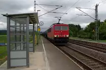 155 271 mit gemischten G�terzug am 25.06.2013 in Gundelsdorf. 