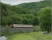Der CFL  Z2  2004 hat Kautenbch verlassen und f�hrt nun Richtung Wiltz.
15. Juni 2013