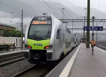100 Jahre BLS: Nur zwischen Bern und Frutigen verkehrten Extraz�ge bestehend aus den neusten BLS-Doppelstocktriebz�gen  MUTZ . Die Aufnahme ist am 29. Juni 2013 kurz nach der Ankunft in Frutigen entstanden.

Foto: Walter Ruetsch