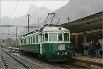 100 Jahre BLS: der Be 4/4 561  Wellensichtich  in Kandersteg am 29. Juni 2013. In seiner aktiven Zeit, zeigt sicher Be 4/4 so: http://www.bahnbilder.de/name/einzelbild/number/155862/kategorie/schweiz~bls-bern-loetschberg-simplon-bahn~lotschberg-sudrampe-hohenweg.html
