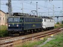 Doppelpack - WAB 51 & WAB 50 als Leerfahrt, auf dem Weg auf die Insel R�gen. (Stralsund am 07.09.06)
