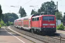 GREVEN (Kreis Steinfurt), 06.07.2013, 111 146-7 als RE7 nach Krefeld Hbf bei der Ausfahrt aus dem Bahnhof Greven
