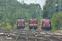 211 051, 203 006 und 212 052 der EfW stehen am 28.6.13 in Friedberg/Hessen.