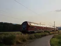 143 807 zusehen am 09.07.13 in Remsch�tz beim Sonnenuntergang.