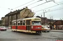 Tatra T2 151 der Stra�enbahn Plzen auf dem Weg zum Bahnhof (August 1977)
