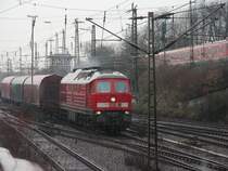 232 426 bei der Ausfahrt in Wanne-Eickel am 08. 03. 06