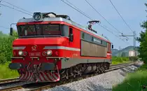 S� 363-035 f�hrt als Lokzug durch Maribor-Tabor Richtung Tezno Verschiebebahnhof. /15.7.2013