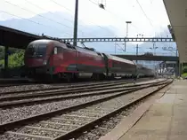 Ein Railjet durchf�hrt am 11.07.13 auf dem Weg nach Wien Weesen.
