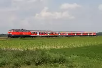 Die 218 457-0 rennt mit dem RE nach M�nchen aus Buchloe am 07.07.2013