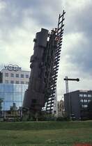  pociag do nieba  oder auf englisch  train to heaven  hei�t dieses Kunstwerk in Wroclaw (21.06.2013)