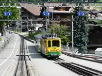 WAB - Einfahrender Zug im Bahnhof Wengen am 13.07.2013
