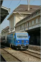 Ein Hauch  Ostwind  wehte kurz �ber die Westschweiz: 
Die SOB Re 456 N� 143 in Lausanne am 15. Juli 2013