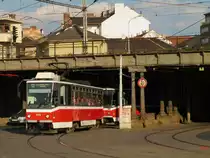 Tw.1219+1220 vom Typ T6A5 beim Br�nner Hauptbahnhof.(18.09.2012)
