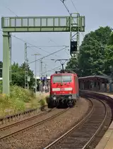 Noch ein Nachschu�! Diesmal hat es die 111 119 in Rheydt am Bahnsteig Gleis 2 getroffen als sie am Sonntag den 14.7.2013 einen RE4 Zug nach Dortmund schob.