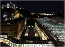 In einem Tal zwischen Old Town und New Town liegt die Station Waverley - der Hauptbahnhof von Edinburgh. Fl�chenm��ig der zweitgr��te Bahnhof Gro�britanniens. 13.7.2013