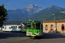 TPC/BVB: GROSSVERKEHR am 1. AUGUST 2011. Zwischen Bex und Villars standen nur Dreiwagenz�ge im Einsatz. Die Aufnahme des BDeh 4/4 81 mit dem einheitlichen gr�nen TPC-Anstrich ist in Bex vor herrlicher Bergkulisse entstanden.
Foto: Walter Ruetsch  