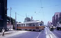 Alexandria SL 7 (Düwag GT6 821, ex-Kopenhagen KS 821) Al Wardiyan am 10. Juni 1974. - Da es in Al Wardiyan keine Wendeschleife gab, musste die Strassenbahn in einem Dreieck wenden. Auf dem Bild fährt der GT6 rückwärts zur Endstation, die sich links hinter dem Gebäude befindet.
