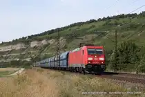185 359-7 (DB) f�hrt am 15. August 2013 um 16:09 Uhr mit einem G�terzug durch Th�ngersheim