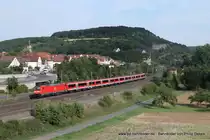 146 244-9 (DB) f�hrt am 15. August 2013 um 17:51 Uhr mit einem Regionalexpress in Retzbach-Zellingen ein
