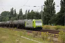 17.8.2013 Bernau bei Berlin. 185 532 von Captrain mit Kesselzug Richtung Angerm�nde / Stendell.